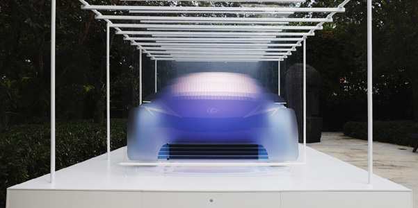 Lexus Future Zero-emission Catalyze diventa installazione solare