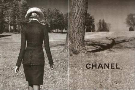 Chanel Heidi Mount